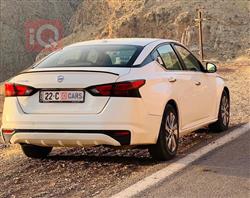 نيسان ألتيما